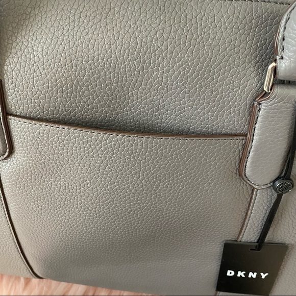 BNWT DKNY Erin Leather Crossbody Satchel - Picture 5 of 10